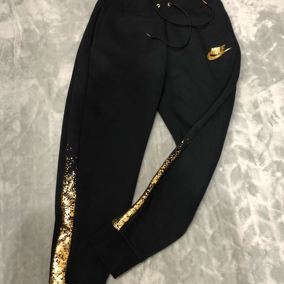 black and gold nike sweatpants